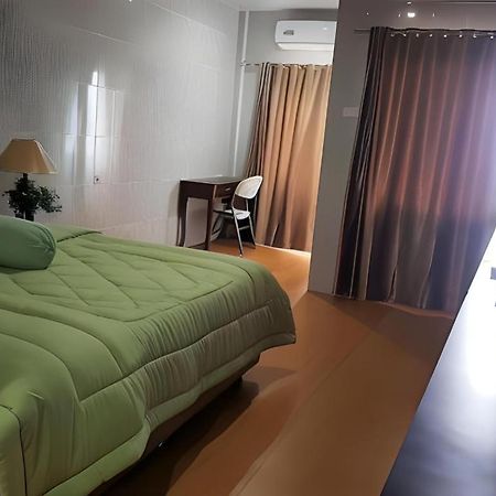 Nasional Hotel Гунунгситоли Екстериор снимка